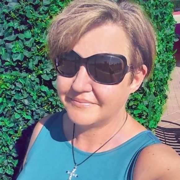 Meet your Posher, Shellie - Picture 1 of 1